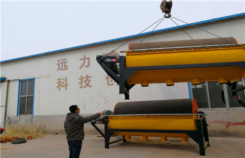 電磁磁選機(jī)，電磁磁選機(jī)需要不斷的完善才能成為行業(yè)佼佼者_(dá)鐵礦選礦電磁磁選機(jī)需要不斷的完善才能成為行業(yè)佼佼者磁場(chǎng)一般為多少_磁塊如何排列