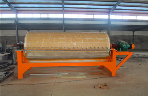 干式強(qiáng)磁磁選機(jī)，青海干式強(qiáng)磁磁選機(jī)_青海干式強(qiáng)磁磁選機(jī)發(fā)展工作視頻皮帶及結(jié)構(gòu)價(jià)格